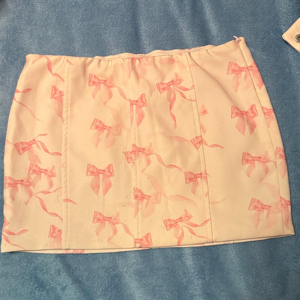 Pink Bow Patterned Skirt Edikted size S